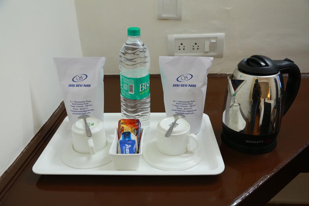 Hotel Shridevi Park Chennai Exterior photo