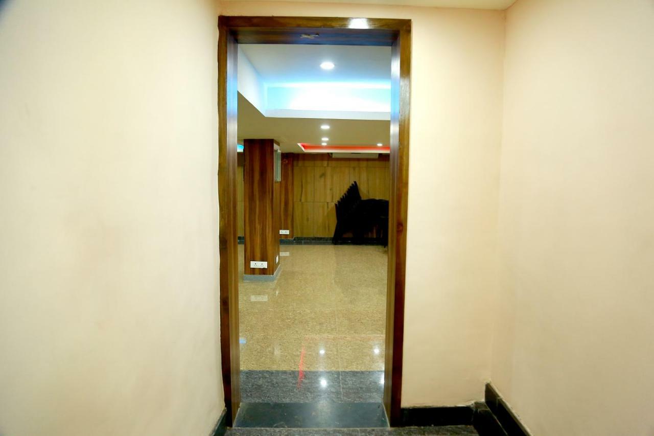 Hotel Shridevi Park Chennai Exterior photo