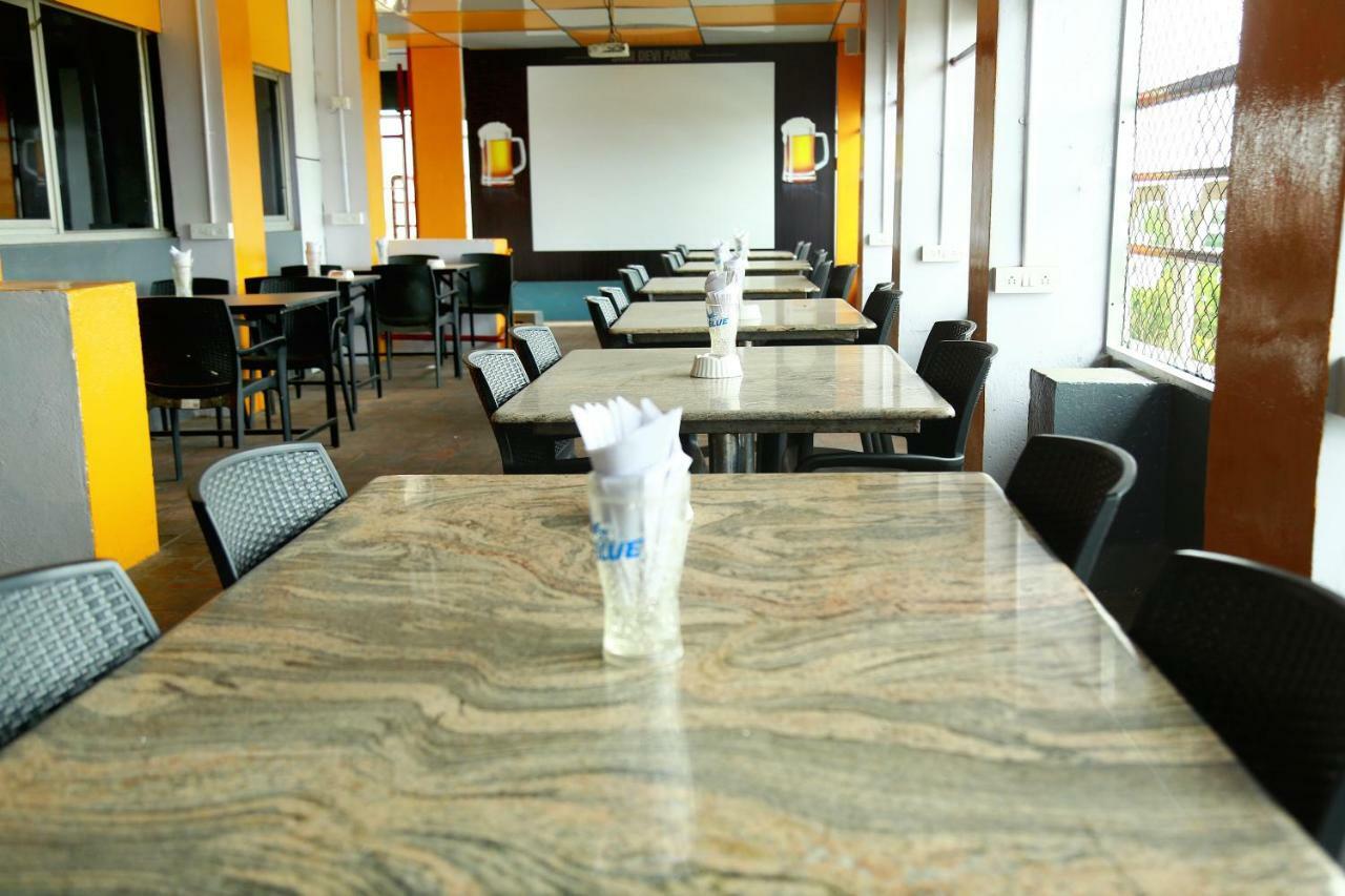 Hotel Shridevi Park Chennai Exterior photo